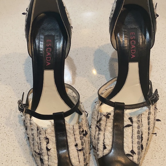 Escada Vintage Heels - Picture 2 of 5